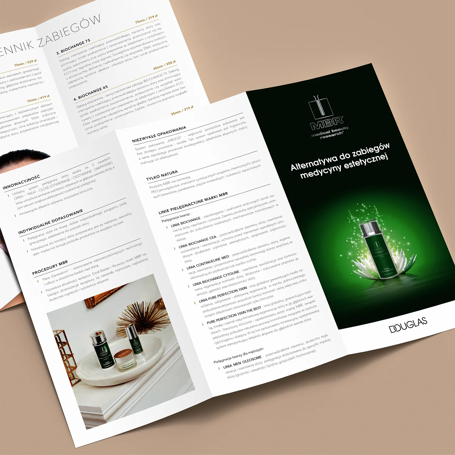 Ulotka gabinetu kosmetycznego marki Douglas